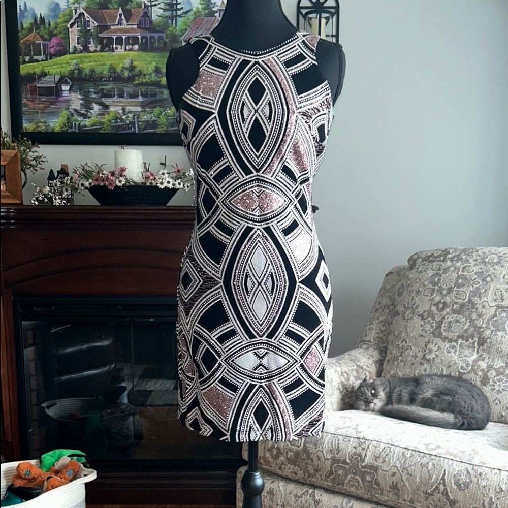 Speechless Black and Cream Patterned Mini Dress